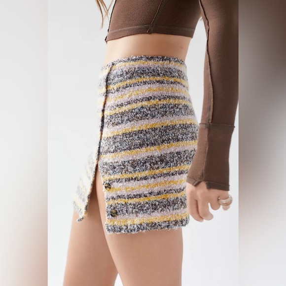 Urban Outfitters. Fuzzy knit skirt. Super soft and sweet. Brand new. 🍂🍂 - Picture 2 of 8